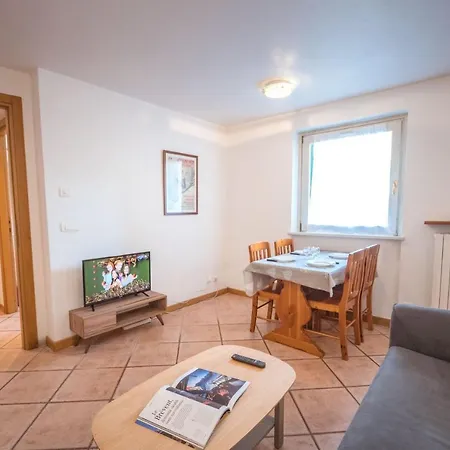 Androsace Apartment